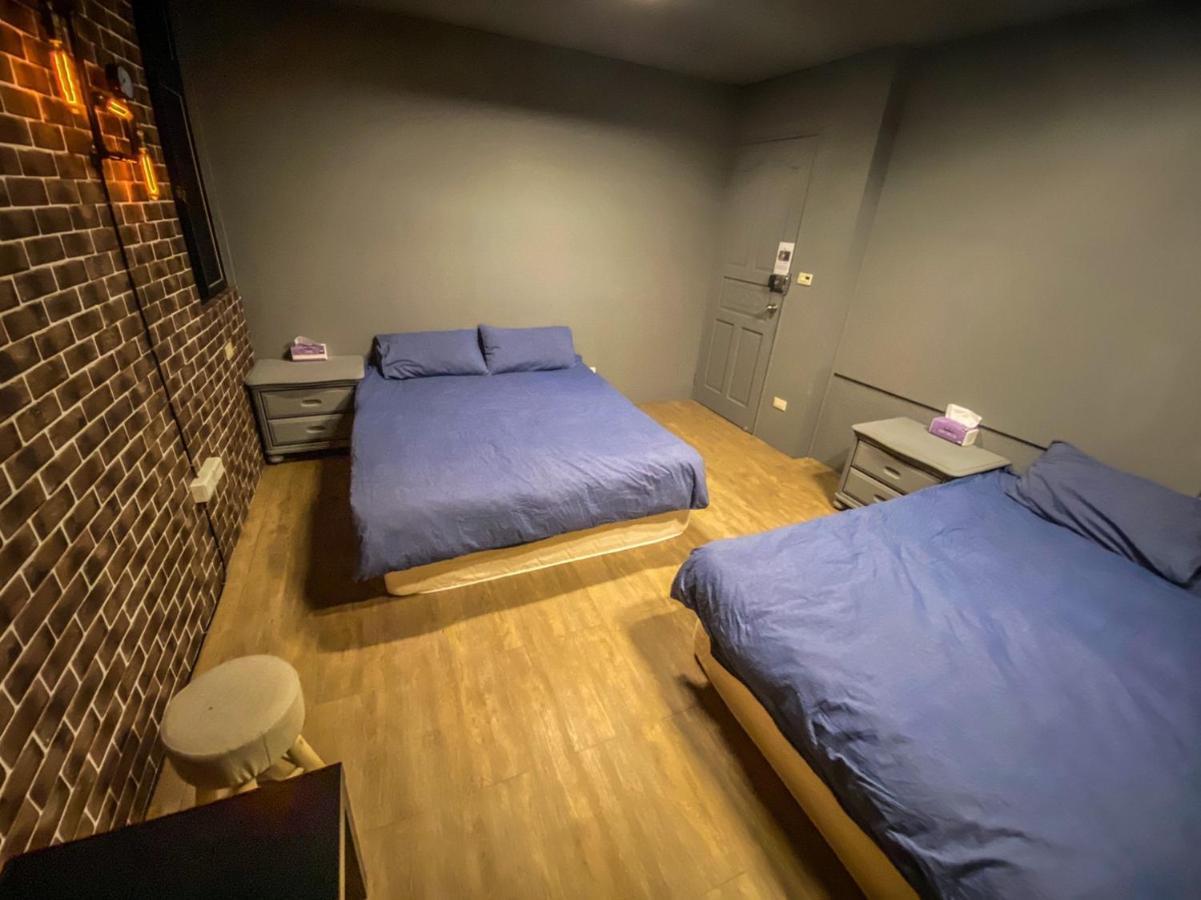 瑞芳旅人自助背包客棧ruifang Travelers Backpackers Inn- 不接受現金及刷卡 公共衛浴 需自備牙刷及毛巾 New Taipei City Экстерьер фото